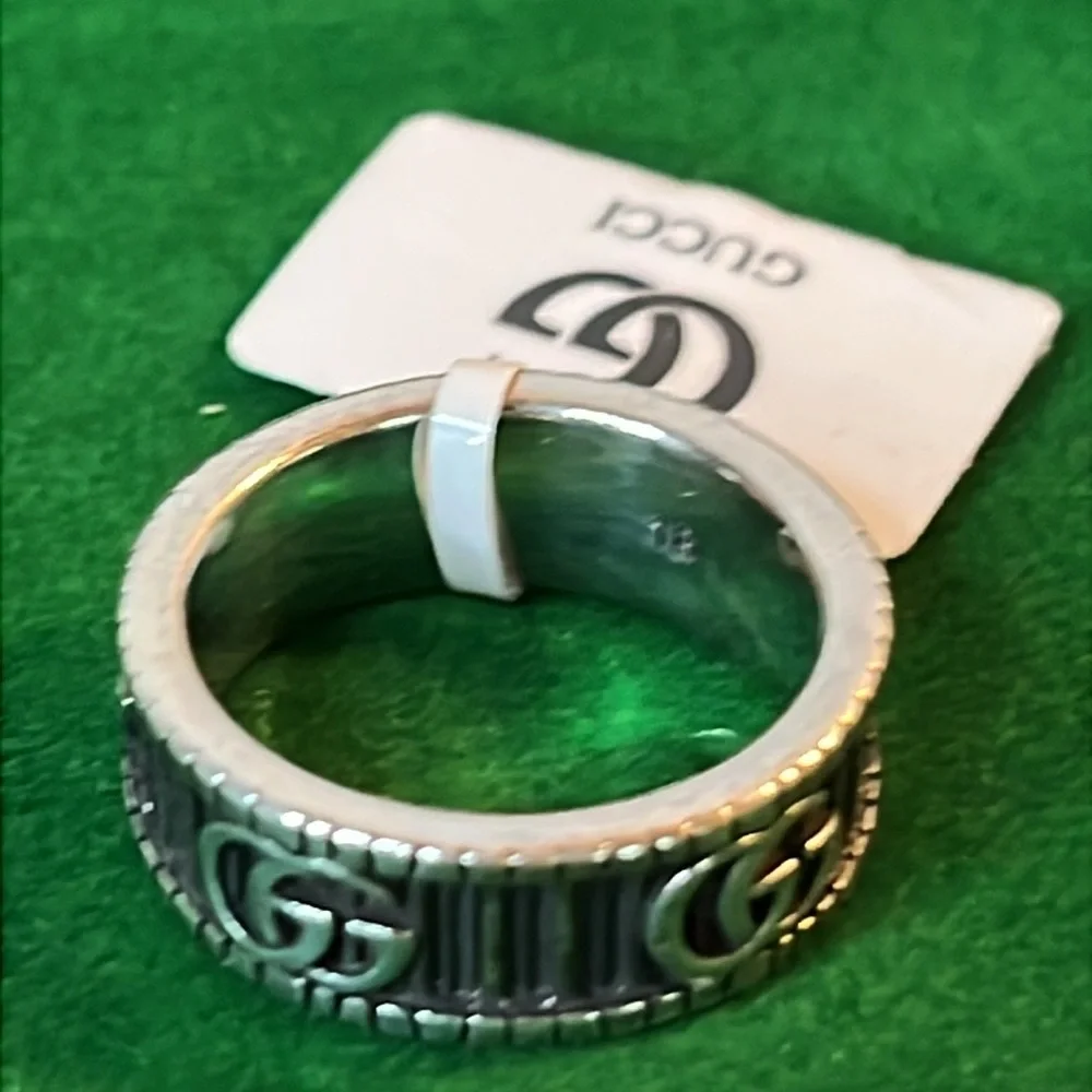 NWT Gucci Wide Interlocking G Marmont Ring size M (8) - Picture 4 of 8